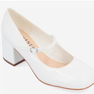 Size 10 Journee Okenna Mary Jane Pump - White
